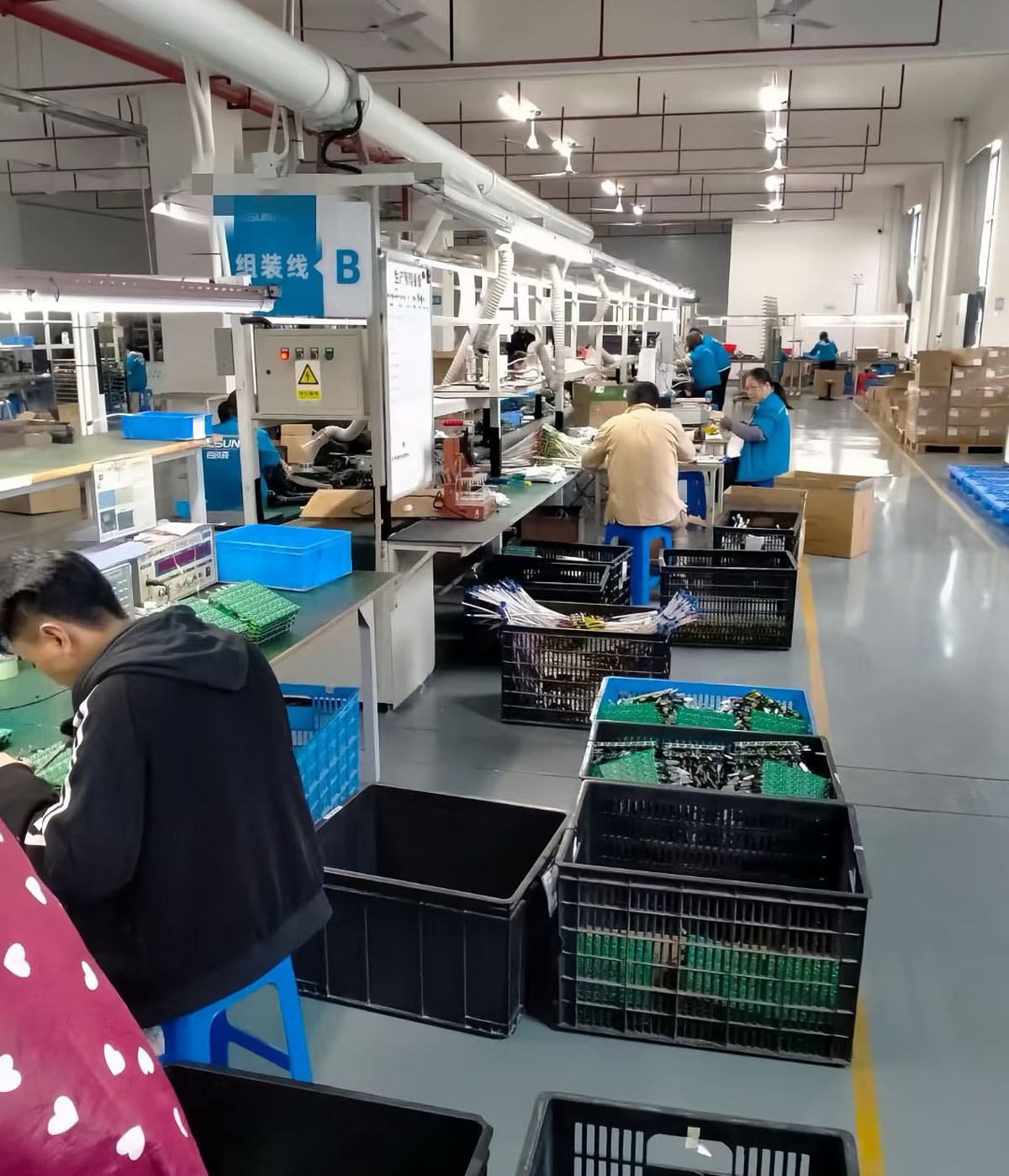 Assembly line in faucet factory